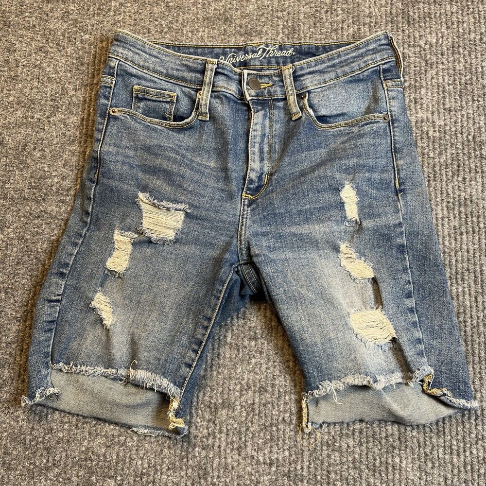 Universal Thread Women Size 4 High Rise Bermuda Shorts Distressed Stretch Denim
